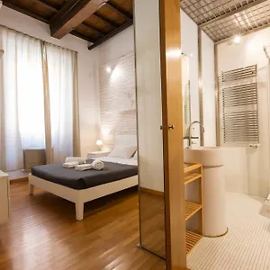 livinrome-barberini-apt.it-romehotels.com/